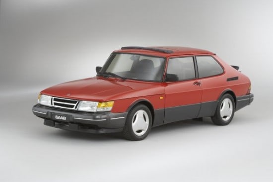 Late Saab 900