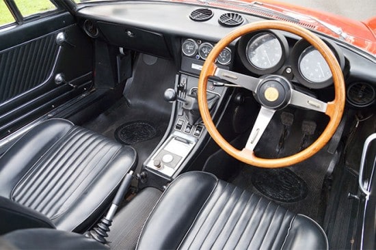 1974-alfa-romeo-2000-spider (2)