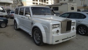 rollsroycephantomnissanpatrol-01